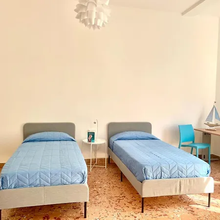 Pirandello House דירה צ'פאלו